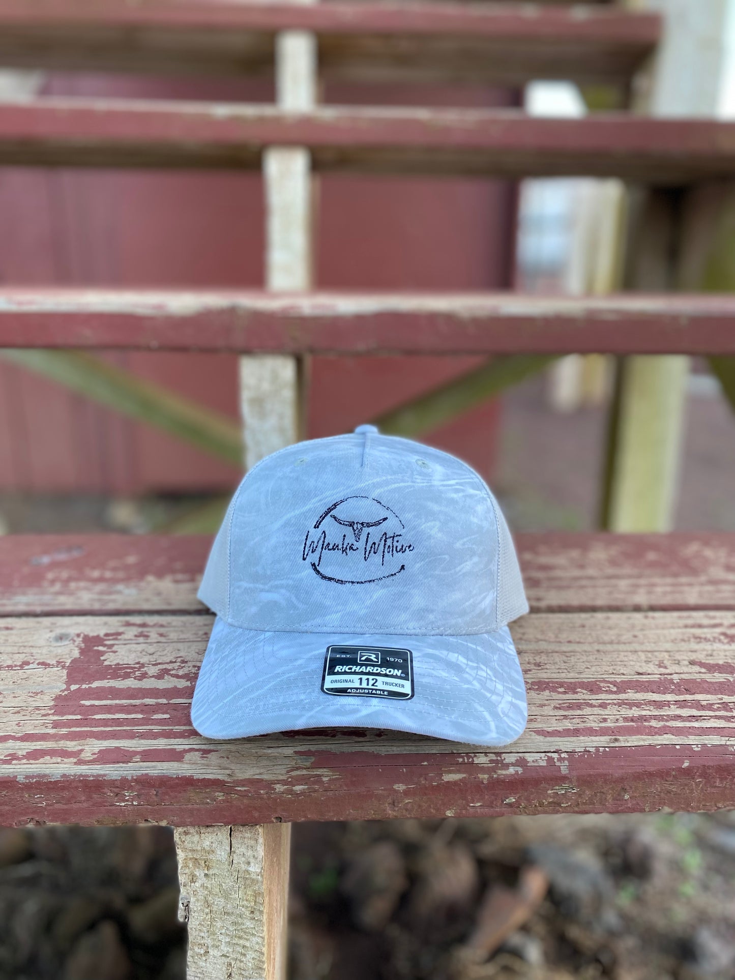 Mauka Motive Hat