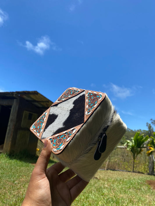 Leather x Cowhide Jewelry Case- Available for a limited time only